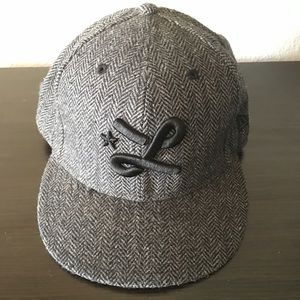 Lrg hat